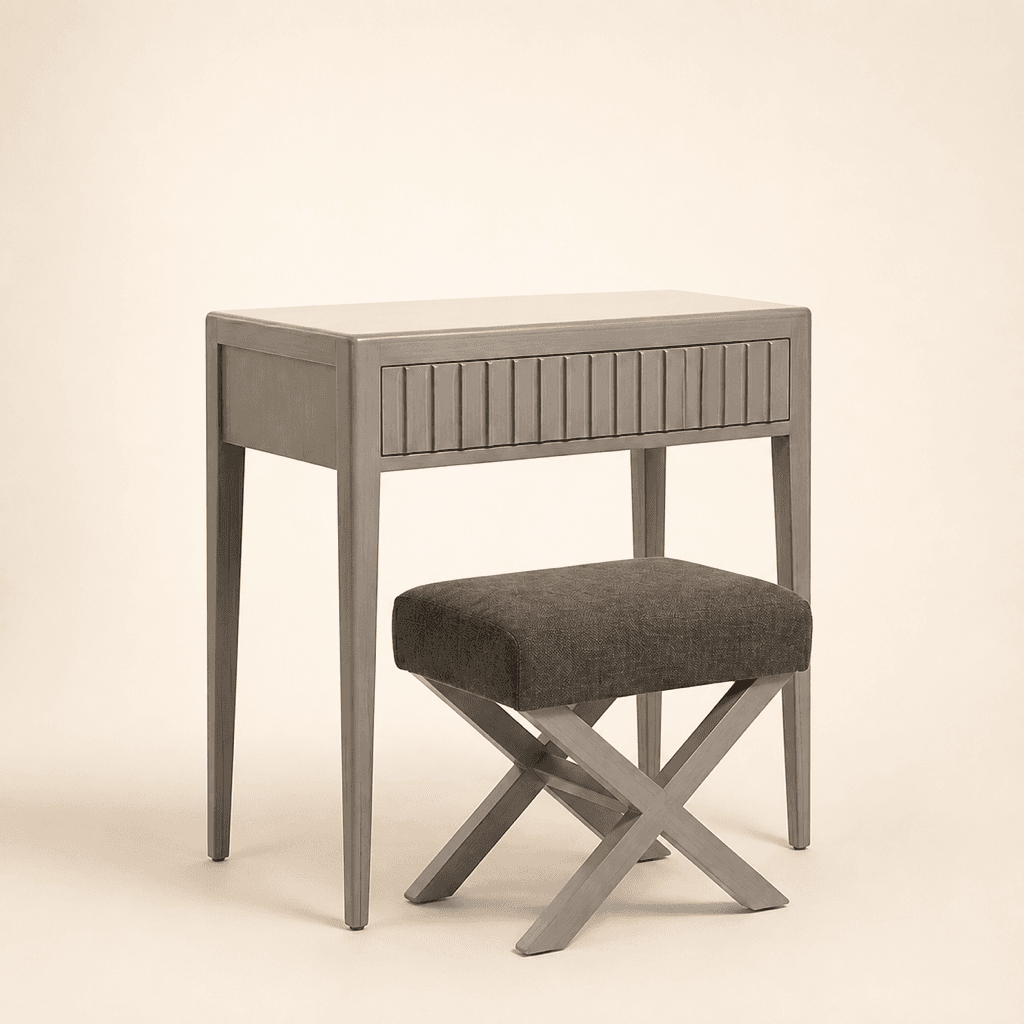 Stirling Makeup Table