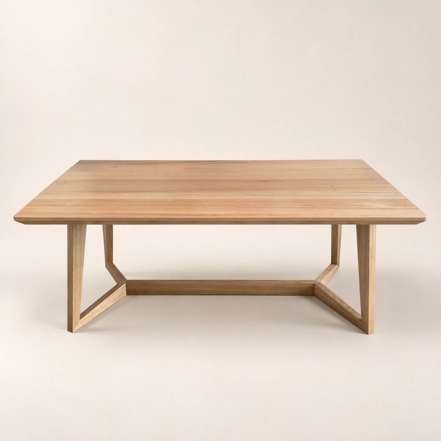 Daylesford Dining Table in Victorian Ash